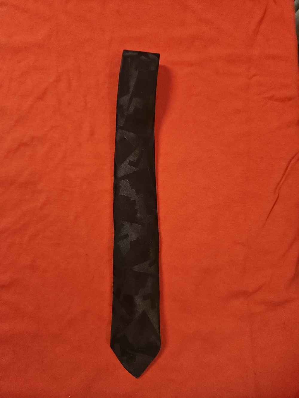 Black Patterned Men's Tie - Classic Formal Style